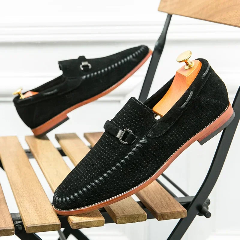 Men's buckled slip-on leather loafers