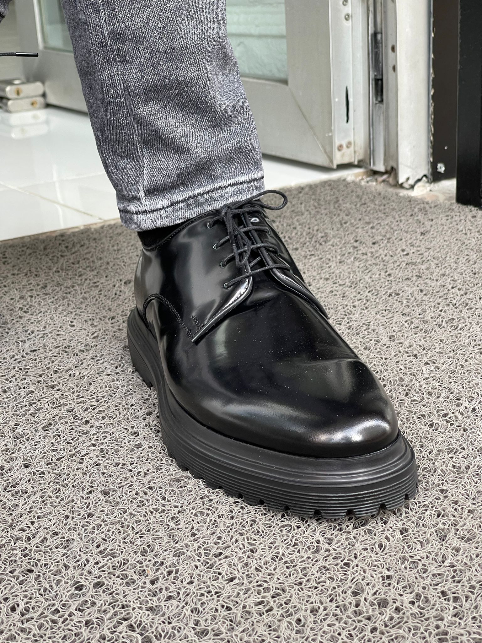 James | Men’s Black Leather Shoes – Lace-Up Dress Shoes with EVA Sole