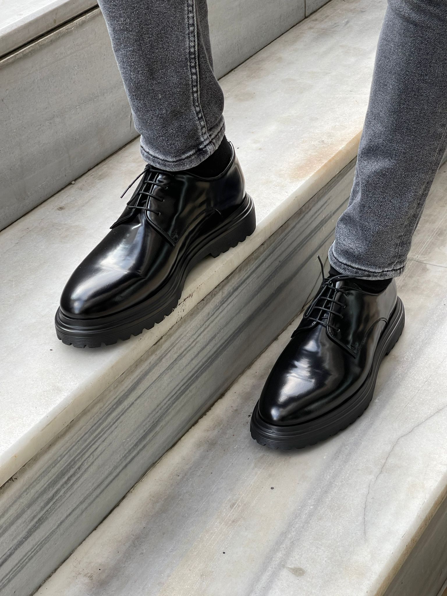 James | Men’s Black Leather Shoes – Lace-Up Dress Shoes with EVA Sole