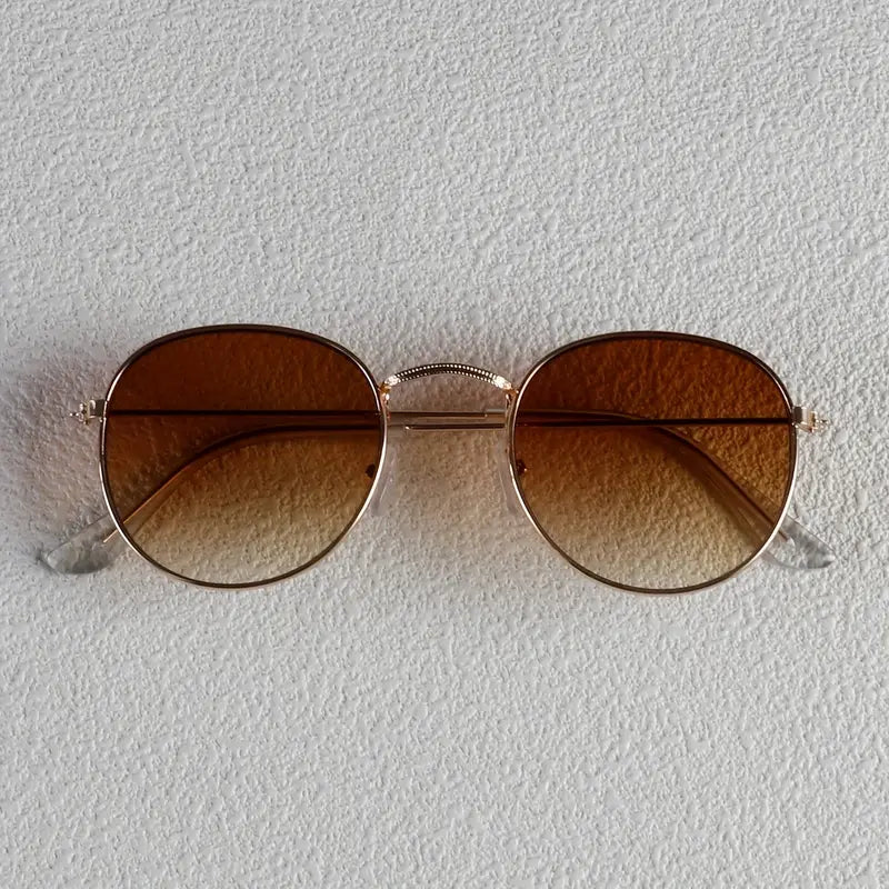 Vintage-Inspired Men's Round Glasses – Thin Metal Frame, Durable Retro Style Eyewear for Everyday Commute & Casual Wear, No Battery Needed