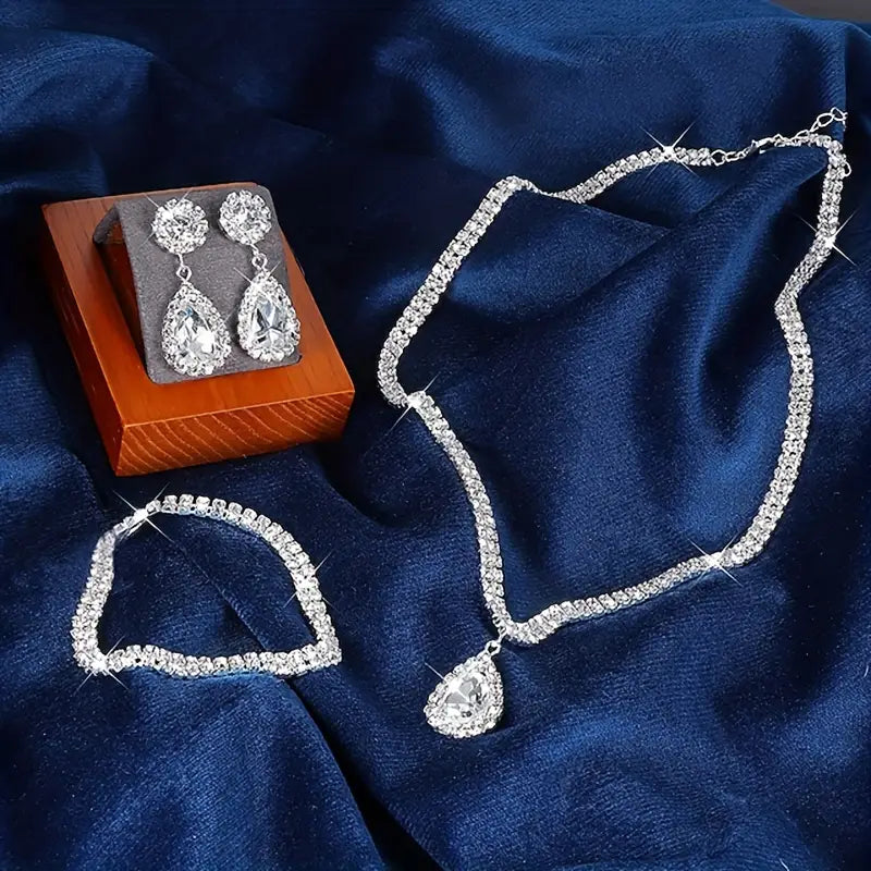 Spraykis | Elegant 3-Piece Wedding Jewelry Set for Women – Veil-Inspired Necklace & Earrings for Bride or Evening Banquet