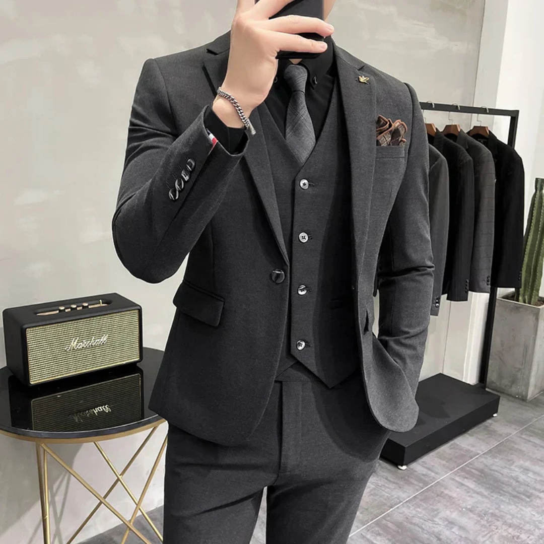 Men’s Elegant Business Suit – 3 Piece Slim Fit Tailored Suit Set