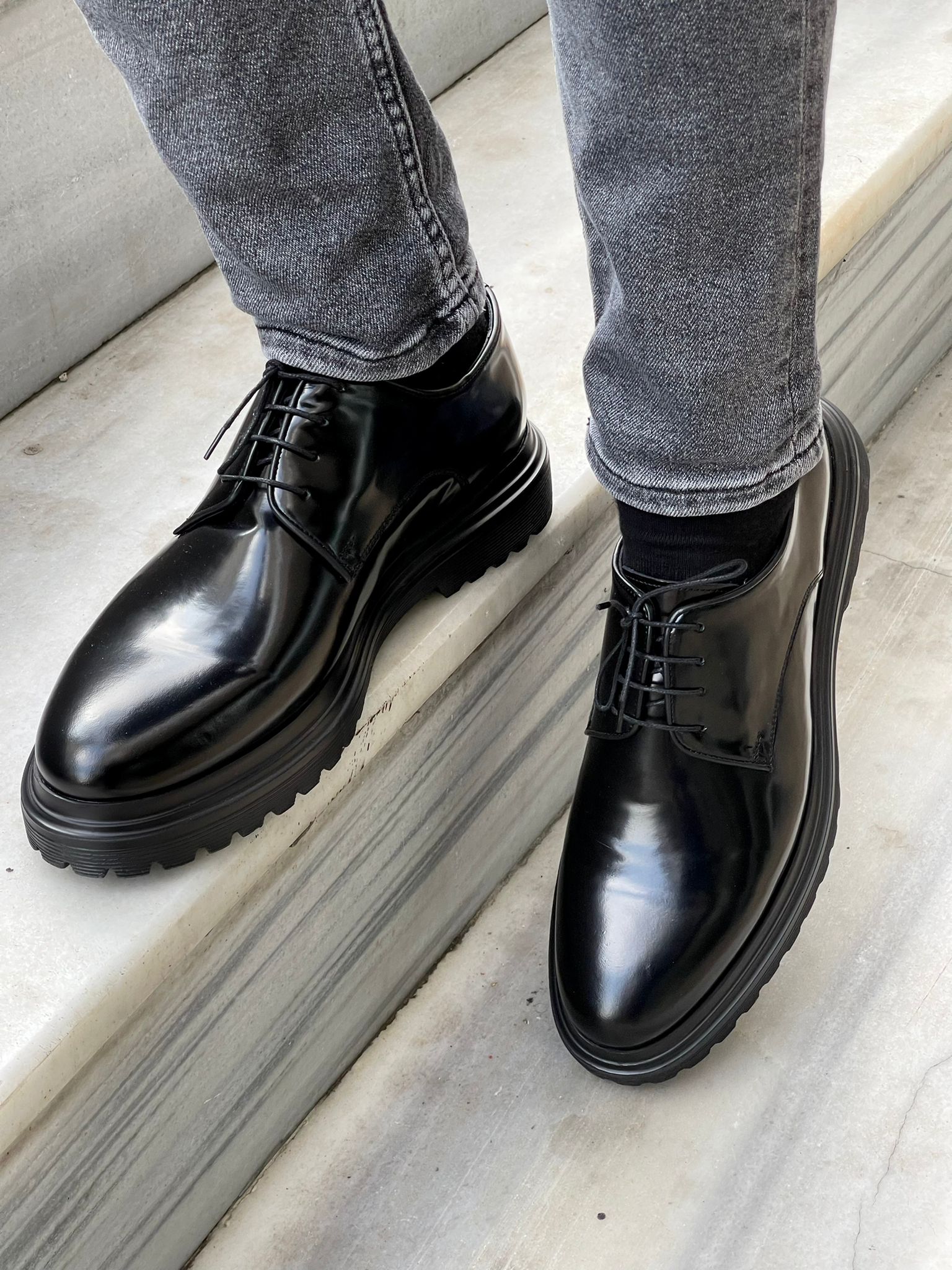 James | Men’s Black Leather Shoes – Lace-Up Dress Shoes with EVA Sole