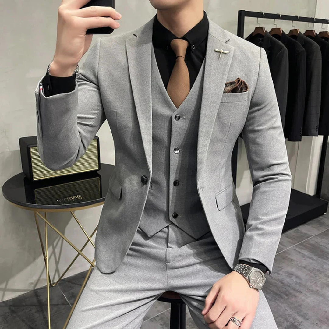 Men’s Elegant Business Suit – 3 Piece Slim Fit Tailored Suit Set