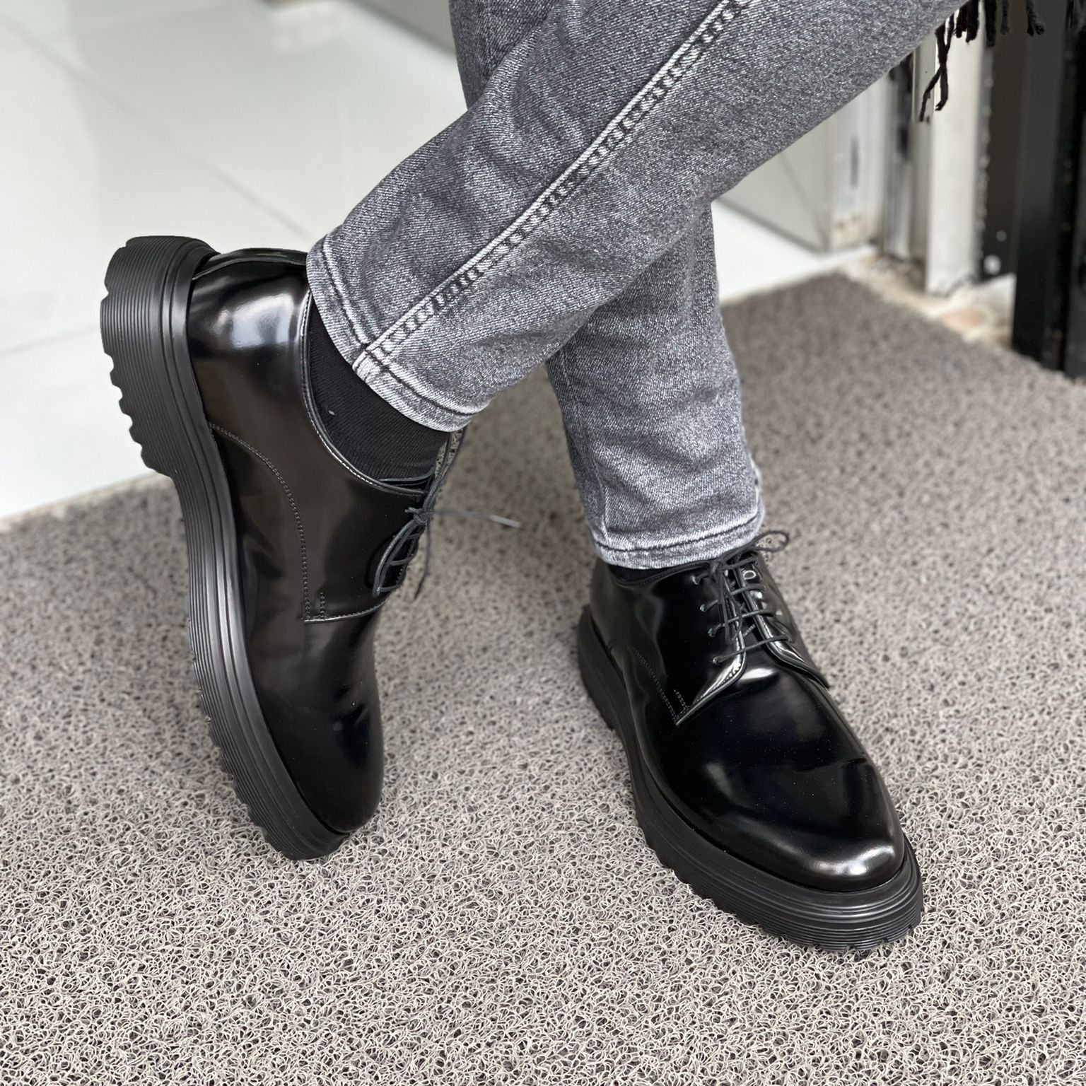 James | Men’s Black Leather Shoes – Lace-Up Dress Shoes with EVA Sole