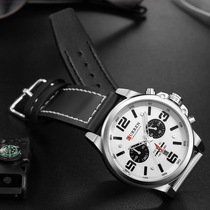 The Hudson Classic Watch – Men’s Elegant Analog Wristwatch with Leather Strap