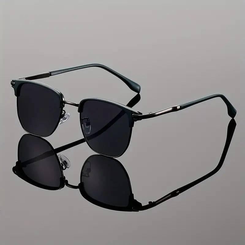 Spraykis | Trendy Color-Blocked Glasses – Stylish Eyewear with Ultra-Thin Temples