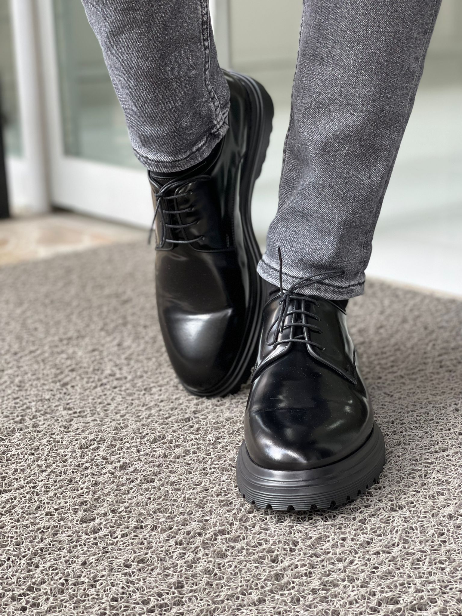 James | Men’s Black Leather Shoes – Lace-Up Dress Shoes with EVA Sole