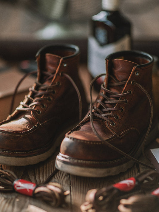 Full grain leather men's Moc Toe work boots