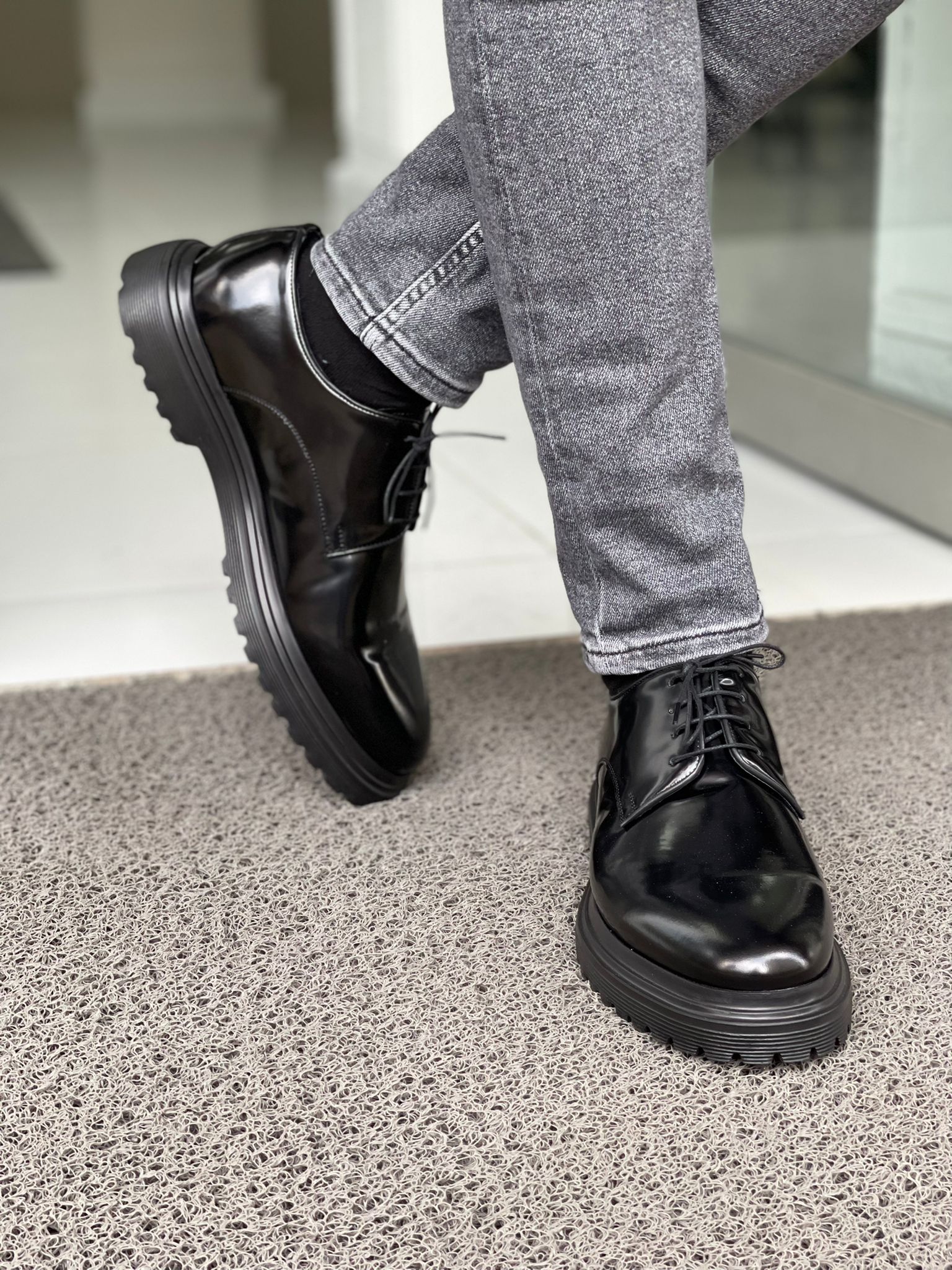 James | Men’s Black Leather Shoes – Lace-Up Dress Shoes with EVA Sole