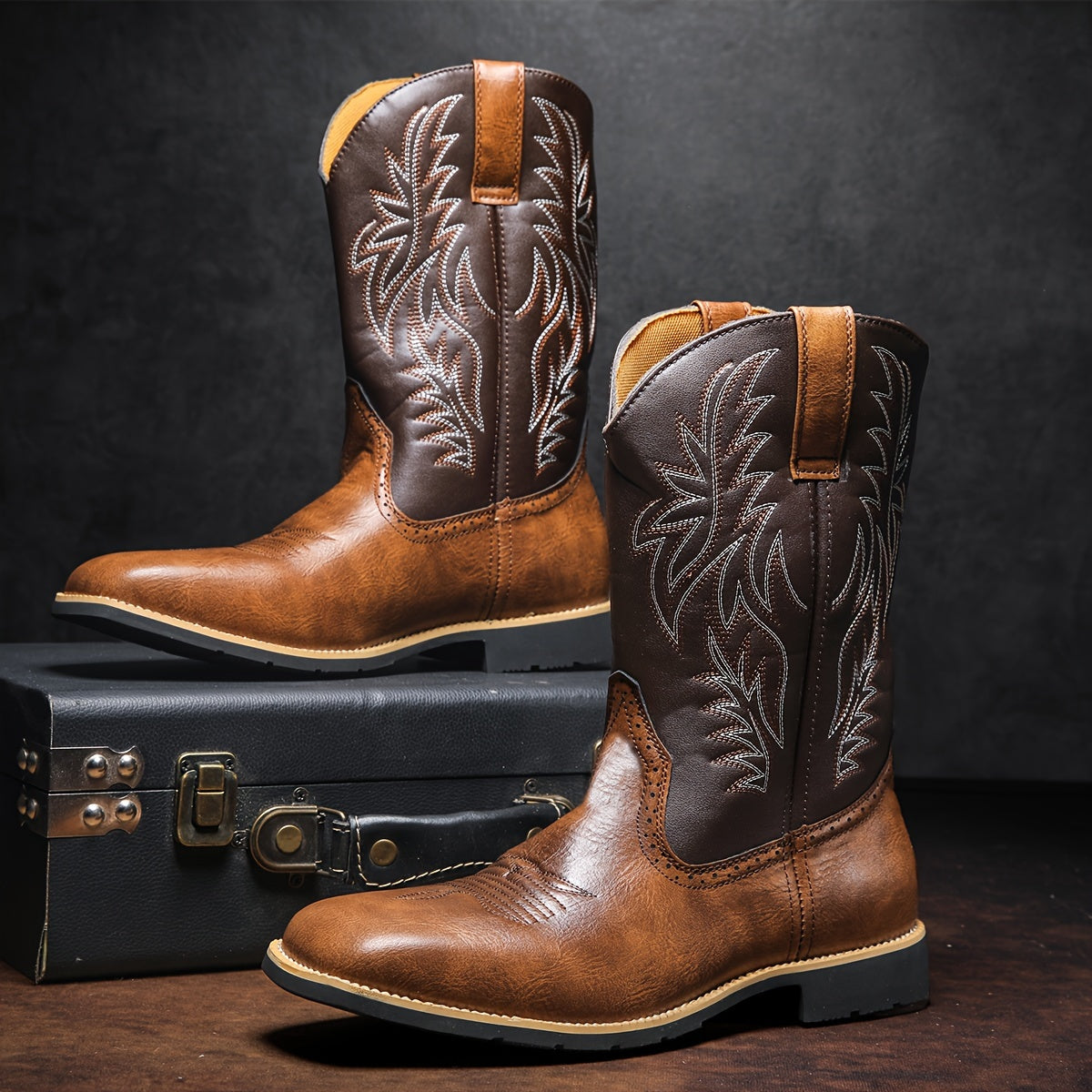 Premium Leather Roper Boots – Men’s Classic Western Cowboy Boots with Durable Sole