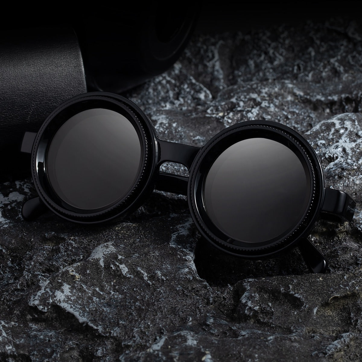 Sunglass Studio Shades – Unisex Modern Sunglasses