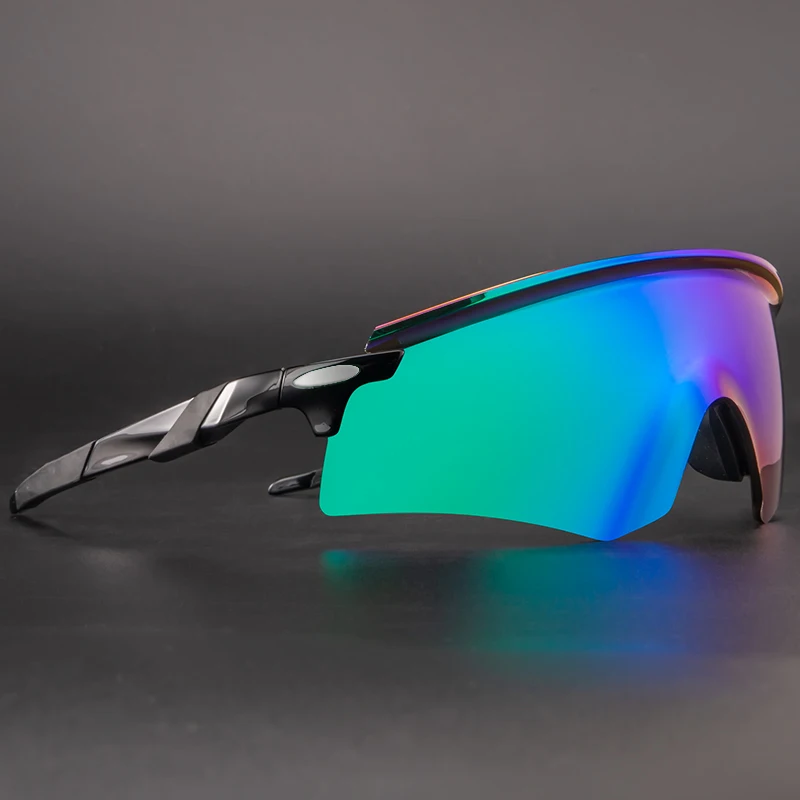 Men’s Sunglasses – Polarized Lenses – UV Protection – Lightweight Frame