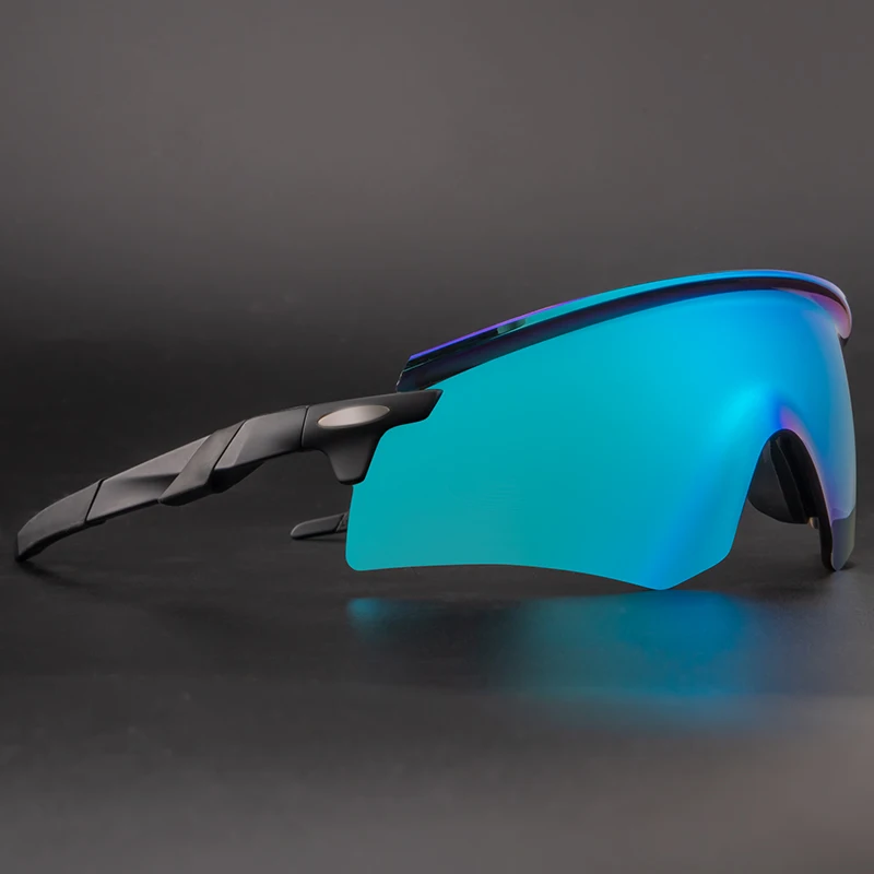 Men’s Sunglasses – Polarized Lenses – UV Protection – Lightweight Frame