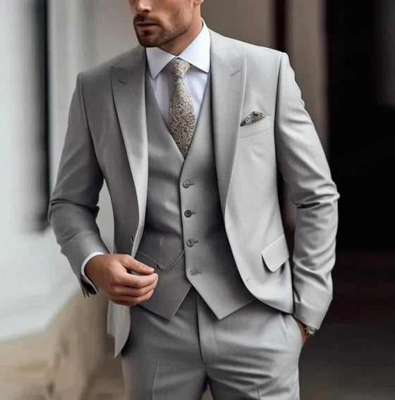 Men’s Stylish 3-Piece Wedding Guest Suit | Classic Fit